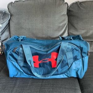 Under armour duffel bag